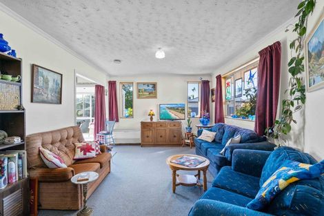 Photo of property in 19 Milford Street, Heidelberg, Invercargill, 9812