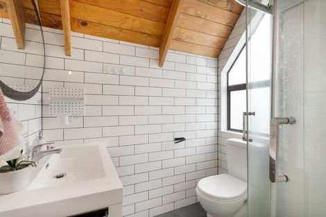 Photo of property in 43 Lakewood Avenue, Churton Park, Wellington, 6037