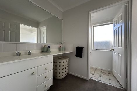 Photo of property in 10 Maahutaupeke Place, St Andrews, Hamilton, 3200