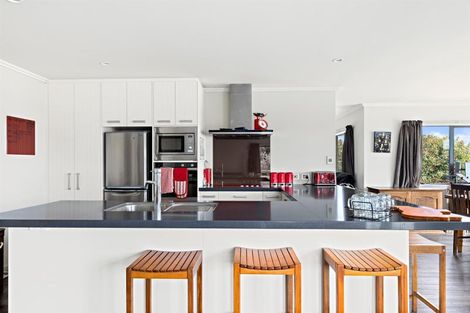 Photo of property in 251 Mairetahi Road, South Head, Helensville, 0874