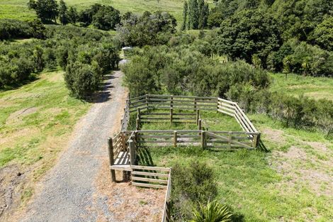 Photo of property in 149 Whaka Street, Maungaturoto, 0583