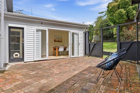Photo of property in 104 Neidpath Road, Mornington, Dunedin, 9011