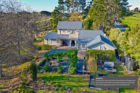 Photo of property in 284 Whitford Park Road, Whitford, Manurewa, 2576