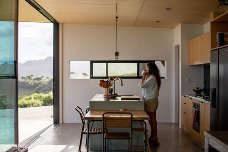 Photo of property in 215b Benseman Road, Raglan, 3296