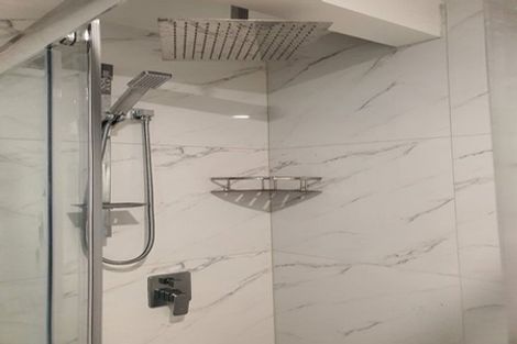 Photo of property in 18 Hydra Place, Glen Eden, Auckland, 0602