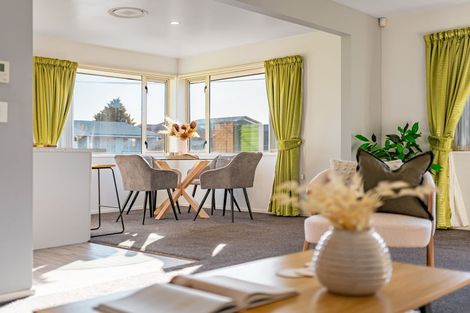 Photo of property in 112 Gayhurst Road, Dallington, Christchurch, 8061