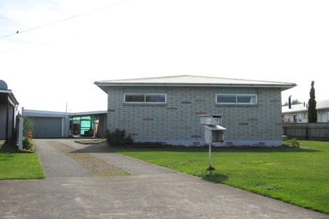 Photo of property in 12 Oxford Road, Springvale, Whanganui, 4501
