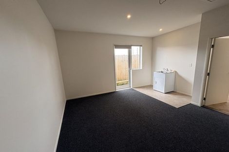 Photo of property in 1 Howden Lane, Golflands, Auckland, 2013
