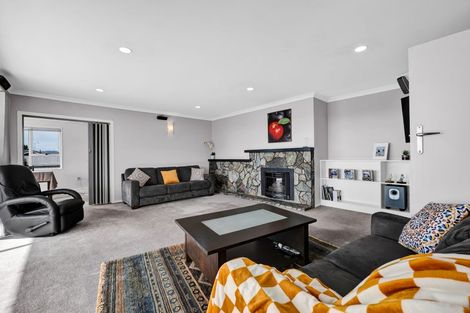 Photo of property in 29 Whakapaki Street, Urenui, 4375