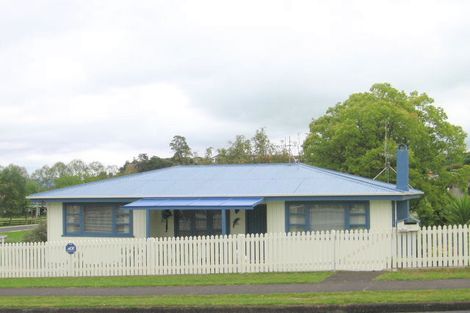 Photo of property in 38 Thames Road, Paeroa, 3600
