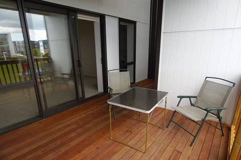 Photo of property in 25 De Havilland Road, Hobsonville, Auckland, 0618