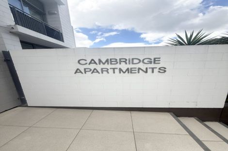 Photo of property in 2/41 Cambridge Terrace, Christchurch Central, Christchurch, 8013