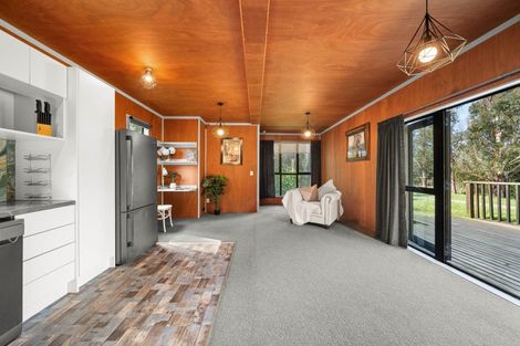 Photo of property in 90 Hoeke Road, Carrington, Carterton, 5791