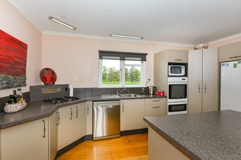 Photo of property in 1538 State Highway 2, Poukawa, Hastings, 4178