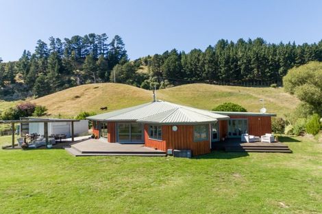 Photo of property in 800 Maraetotara Road, Maraetotara, Havelock North, 4294