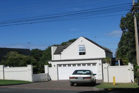 Photo of property in 30 Rock Isle Road, Torbay, Auckland, 0630