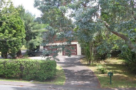 Photo of property in 22 Kathleen Street, Totara Vale, Auckland, 0627