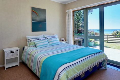 Photo of property in 293 Pukehina Parade, Pukehina, Te Puke, 3189