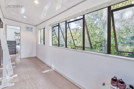 Photo of property in 1/3 Flavia Close, Torbay, Auckland, 0630