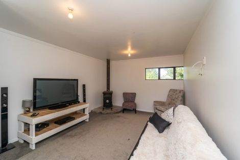 Photo of property in 13 Philip Street, Carterton, 5713