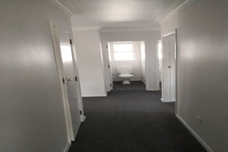 Photo of property in 7 Heretaunga Square, Silverstream, Upper Hutt, 5019