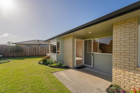 Photo of property in 8 Seascape Avenue, Whitianga, 3510