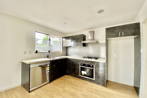 Photo of property in 1/97 View Road, Henderson, Auckland, 0612