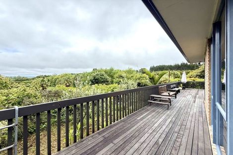 Photo of property in 3 Terry Smyth Drive, Kumeu, 0892