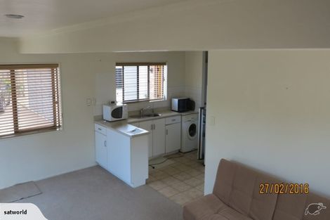 Photo of property in 5 Casuarina Road, Half Moon Bay, Auckland, 2012