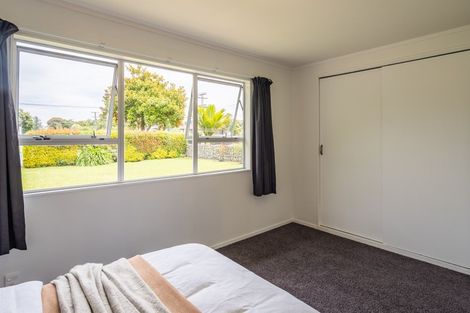 Photo of property in 23 Greenaway Road, Waikanae, 5036