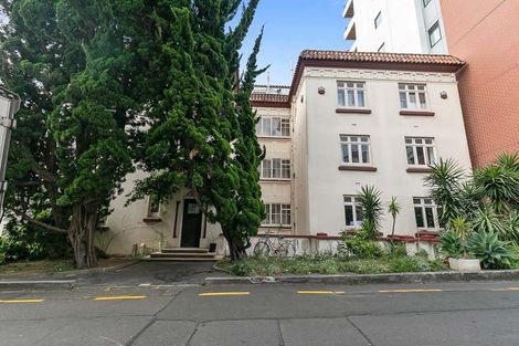 Photo of property in 9/20 Poynton Terrace, Auckland Central, Auckland, 1010