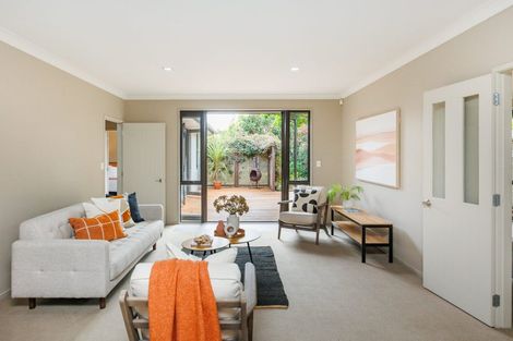 Photo of property in 23 Opawa Place, Terrace End, Palmerston North, 4410