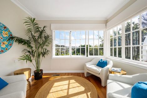 Photo of property in 43 Simla Crescent, Khandallah, Wellington, 6035