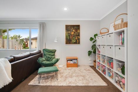 Photo of property in 37c Doment Crescent, Orewa, 0931