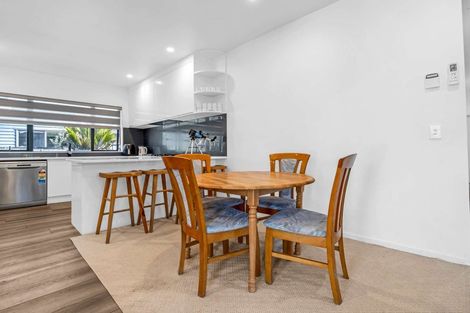 Photo of property in 43b Springs Road, Parakai, 0830