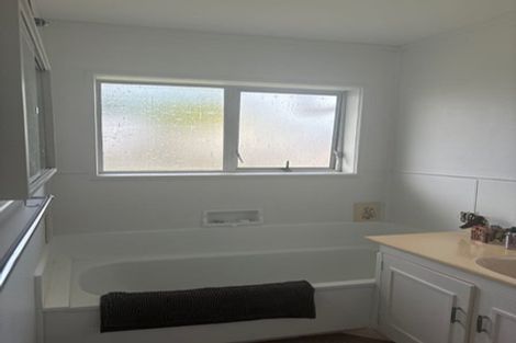 Photo of property in 3 Hilton Road, St Andrews, Hamilton, 3200