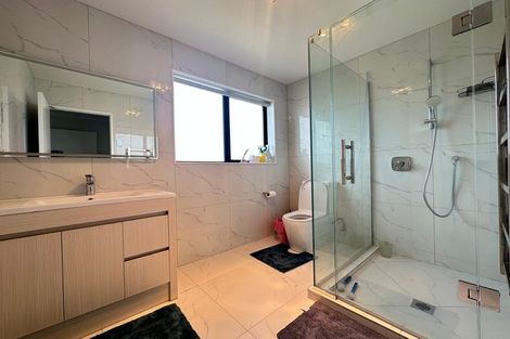 Photo of property in 18 Noia Way, Karaka, Papakura, 2113