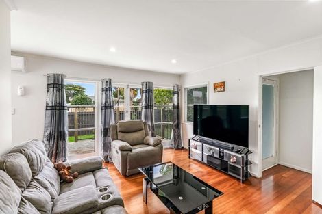 Photo of property in 1/18 Sheehan Avenue, Papakura, 2110