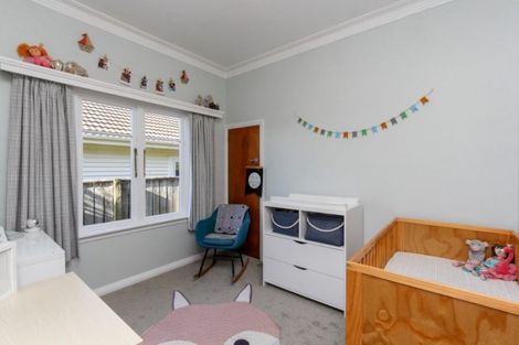 Photo of property in 211 Powderham Street, New Plymouth, 4310