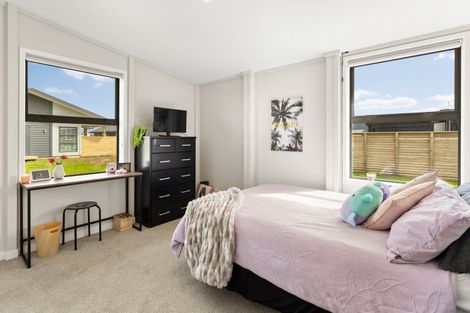 Photo of property in 8 Ngaroma Crescent, Whitianga, 3510