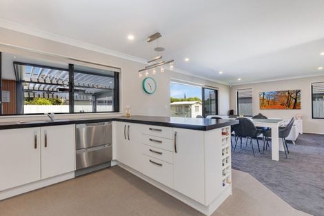 Photo of property in 23 Searle Drive, Patumahoe, Pukekohe, 2679