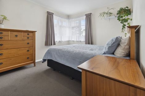 Photo of property in 1/127 Clevedon Road, Papakura, 2110