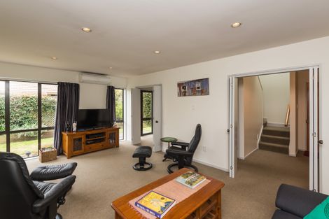 Photo of property in 2/90 Proctor Street, Papanui, Christchurch, 8053