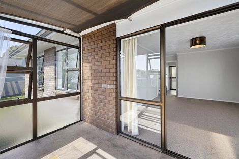 Photo of property in 17 Cutfield Road, New Plymouth, 4310