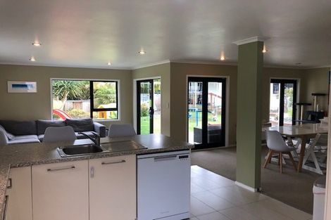 Photo of property in 17 Tercel Place, Sunnyhills, Auckland, 2010