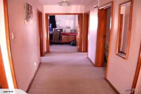 Photo of property in 6 Alpers Place, Hoon Hay, Christchurch, 8025