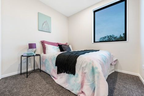 Photo of property in 4202e Great North Road, Glendene, Auckland, 0602