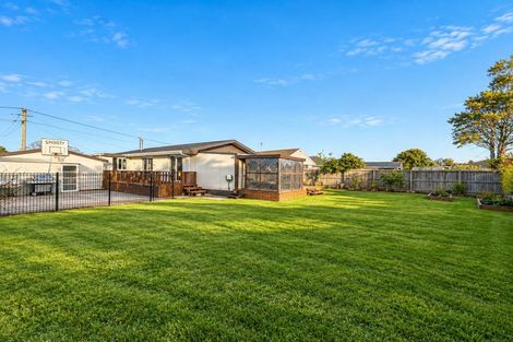 Photo of property in 17 Mortlake Street, Islington, Christchurch, 8042