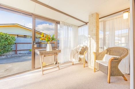 Photo of property in 2/6 King Street, Taradale, Napier, 4112