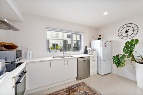 Photo of property in 68 Niu Lane, Te Atatu South, Auckland, 0610